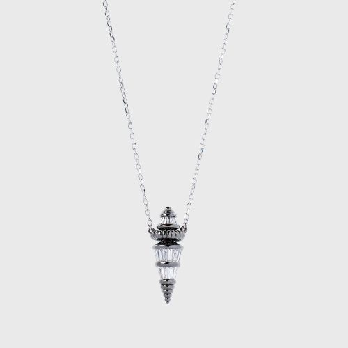 Blackened white gold pendant tapered baguette white diamonds