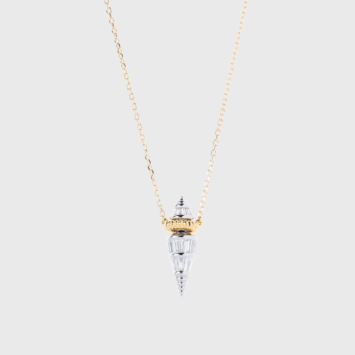 White & yellow gold pendant, tapered baguette cut white diamonds